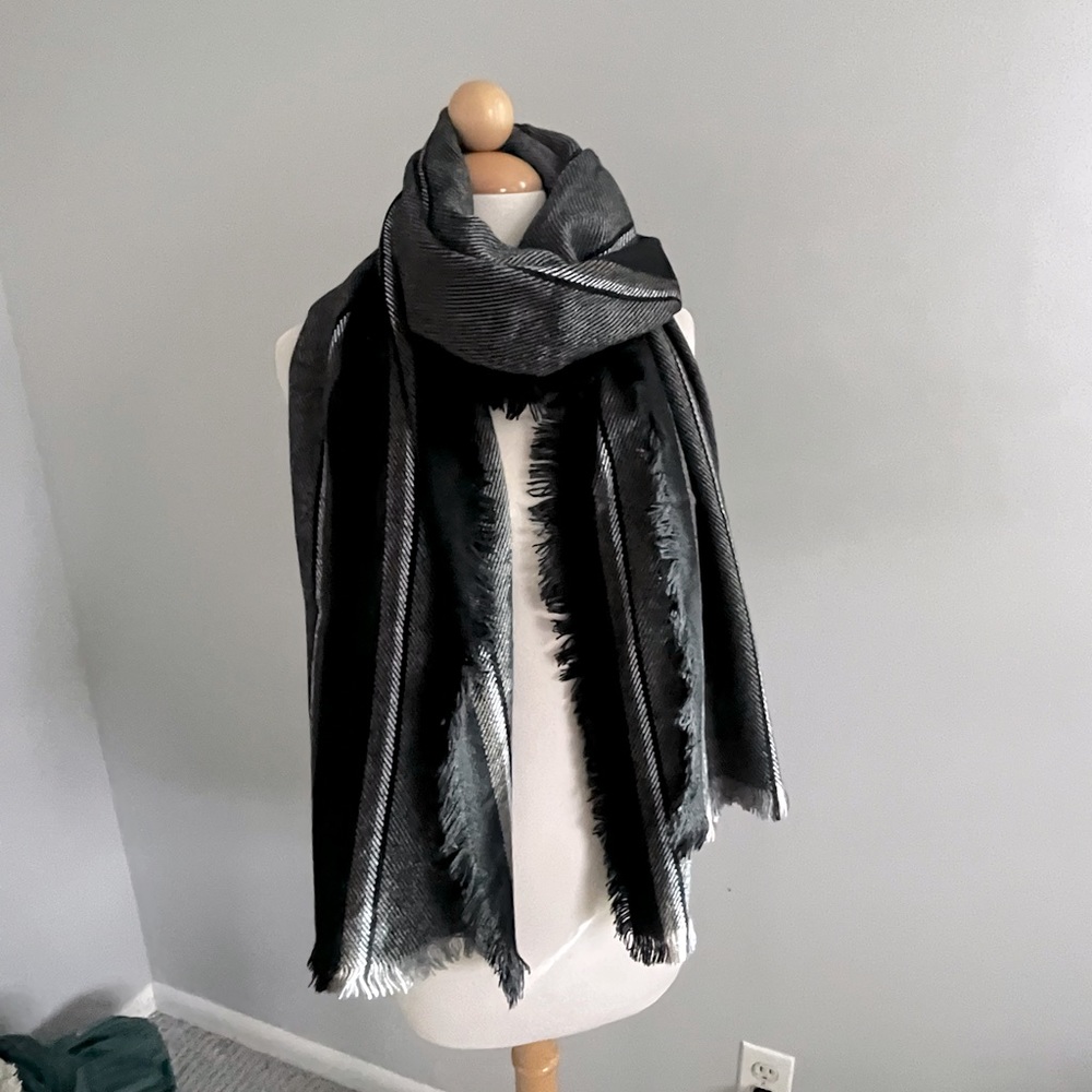 Madewell- winter scarf